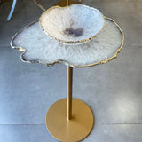 Mesa de Centro Ágata Branca com Pedestal Dourado
